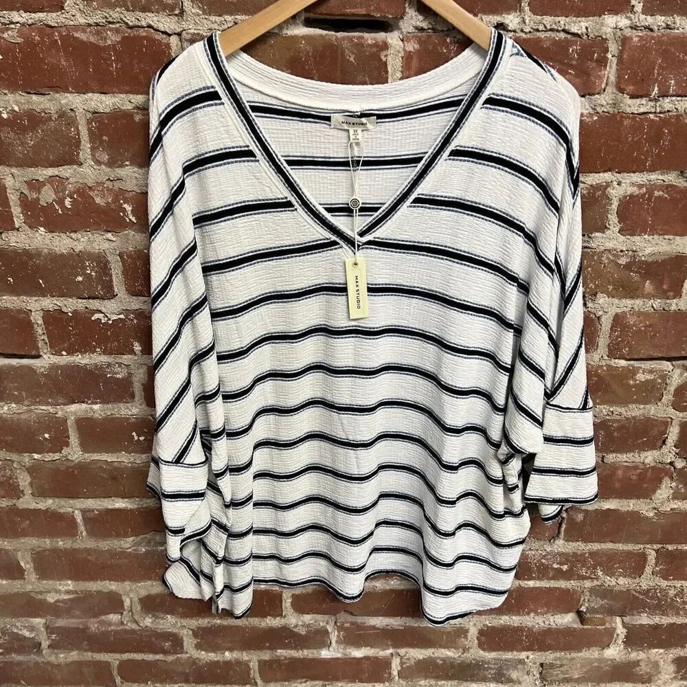 Max Studio Womens White Geometric Print Pullover Blouse Top Size 3X NWT